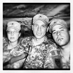 Meet your Posher, Dustin